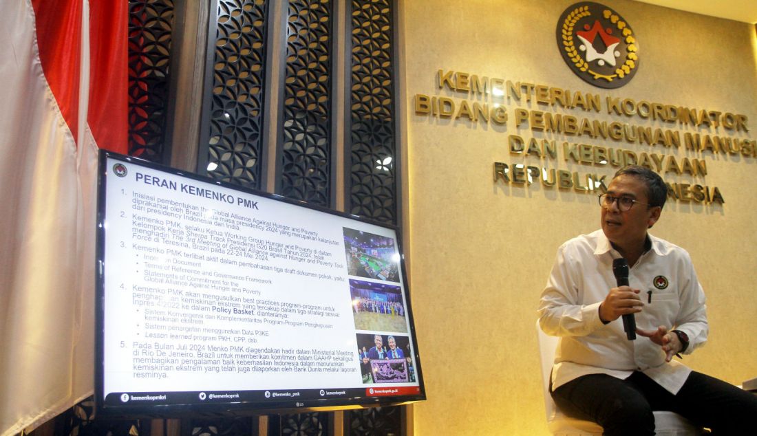 Deputi Bidang Koordinasi Peningkatan Kesejahteraan Sosial Kemenko PMK Nunung Nuryartono saat acara Deputy Meet The Press dengan tema peran Indonesia dalam Global Alliance Against Hunger and Poverty, Khususnya di Panggung G20 di Gedung Kemenko PMK, Jakarta, Senin (3/6). - JPNN.com