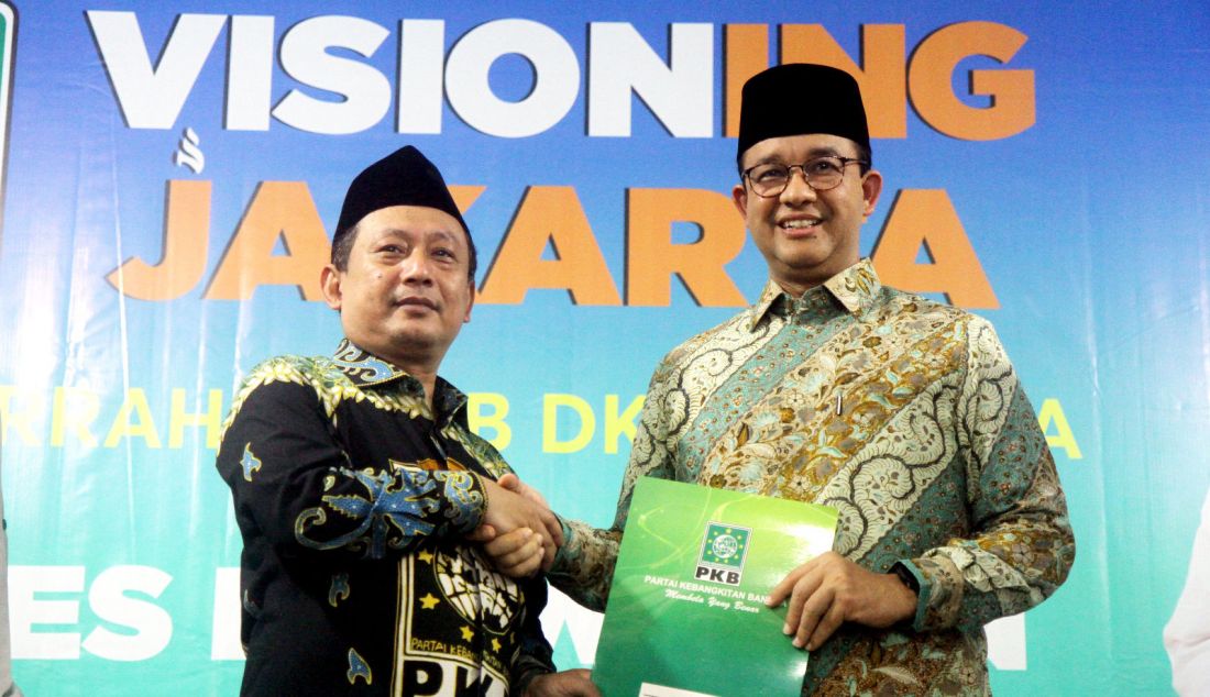 Gubernur DKI Jakarta periode 2017-2022 Anies Baswedan saat bersilaturahmi ke Kantor DPW PKB DKI Jakarta, Jakarta, Kamis (13/6). DPW PKB DKI Jakarta secara resmi mengusung Anies Baswedan untuk maju sebagai calon gubernur dalam Pilgub DKI Jakarta. - JPNN.com