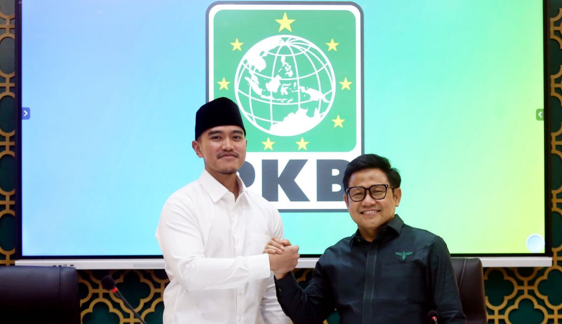 Ketua Umum Partai Solidaritas Indonesia (PSI) Kaesang Pangarep saat bertemu dengan Ketua Umum PKB Muhaimin Iskandar di Kantor DPP PKB, Jakarta, Selasa (6/8). Kaesang datang bersama elite PSI lainnya dalam rangka bersilaturahmi dan menjajaki peluang kerja sama politik jelang Pilkada Serentak 2024. - JPNN.com