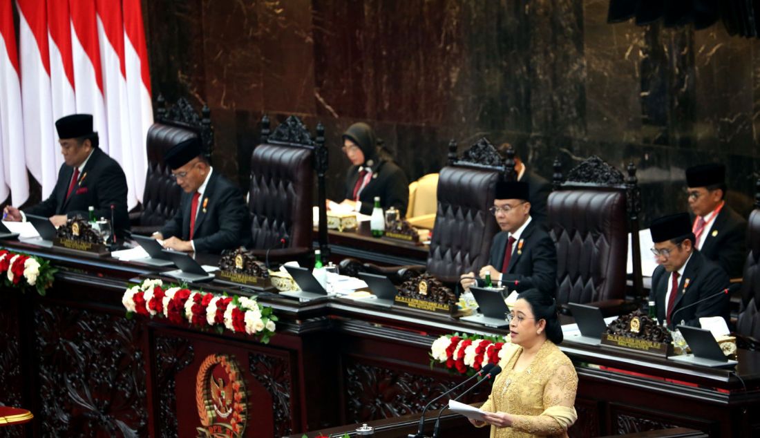 Ketua DPR Puan Maharani dalam Sidang Paripurna Pembukaan Masa Persidangan I DPR Tahun Sidang 2024-2025 di Gedung Nusantara, Kompleks Parlemen, Senayan, Jakarta, Jumat (16/8). Sidang paripurna tersebut membahas tentang RAPBN Tahun 2025 dan laporan nota keuangan. - JPNN.com