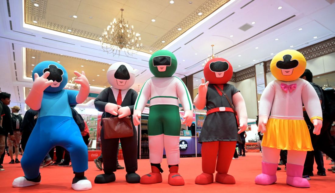 Para cosplayer yang memeriahkan acara wondrful Indonesia Comic Con 2024 di Jakarta Convention Center, Jakarta. - JPNN.com