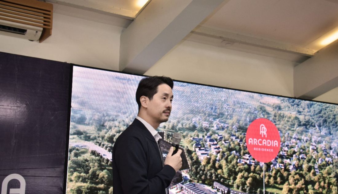 Direktur Marketing PT Sentul City Tbk, Timotius Thendean memberikan sambutan dalam acara launching Arcadia. produk terbaru yang dirancang sebagai hunian dan area komersial berkonsep eco-modern. - JPNN.com