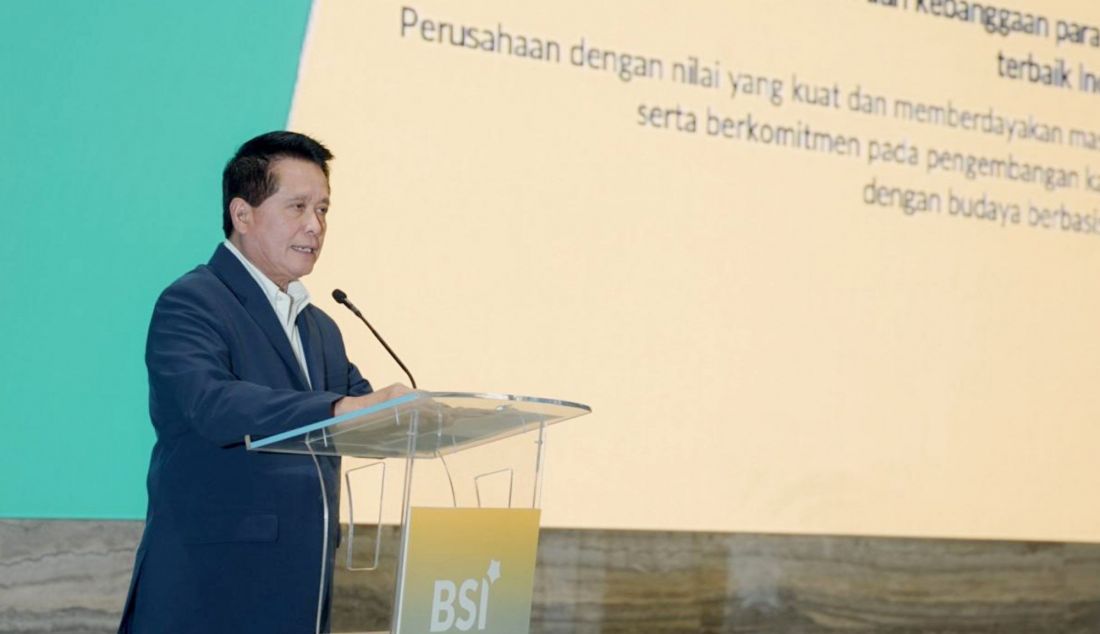 Direktur Utama PT Bank Syariah Indonesia Tbk (BSI) Hery Gunardi mengatakan komitmen BSI untuk terus bertransformasi digital memperkuat inklusi keuangan syariah untuk segmen wholesale melalui BEWIZE by BSI. Hal ini disampaikan saat acara Silaturahmi Ramadan Bersama Mitra BSI di Auditorium BSI Tower, Jakarta, Kamis (19/3). BEWIZE by BSI merupakan platform terpadu sebagai solusi untuk transaksi keuangan bagi nasabah perusahaan dan institusi agar #BisnisJadiMudah. - JPNN.com