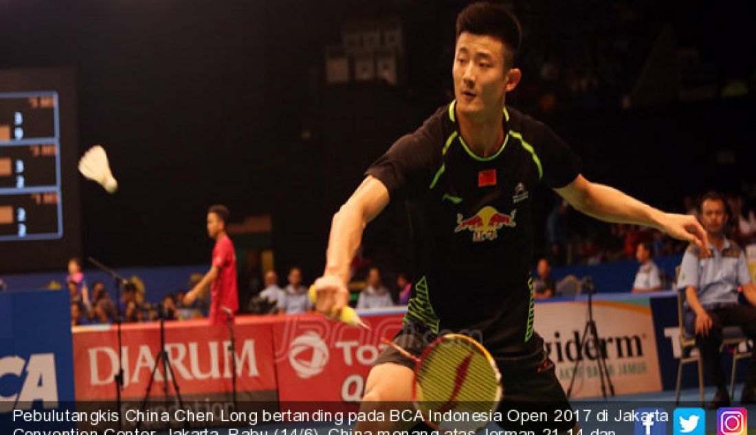 Pebulutangkis China Chen Long bertanding pada BCA Indonesia Open 2017 di Jakarta Convention Center, Jakarta, Rabu (14/6). China menang atas Jerman 21-14 dan 21-14. - JPNN.com