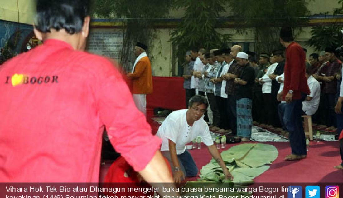 Vihara Hok Tek Bio atau Dhanagun mengelar buka puasa bersama warga Bogor lintas keyakinan,(14/6).Sejumlah tokoh masyarakat dan warga Kota Bogor berkumpul di Vihara Dhanagun Jalan Suryakancana. - JPNN.com