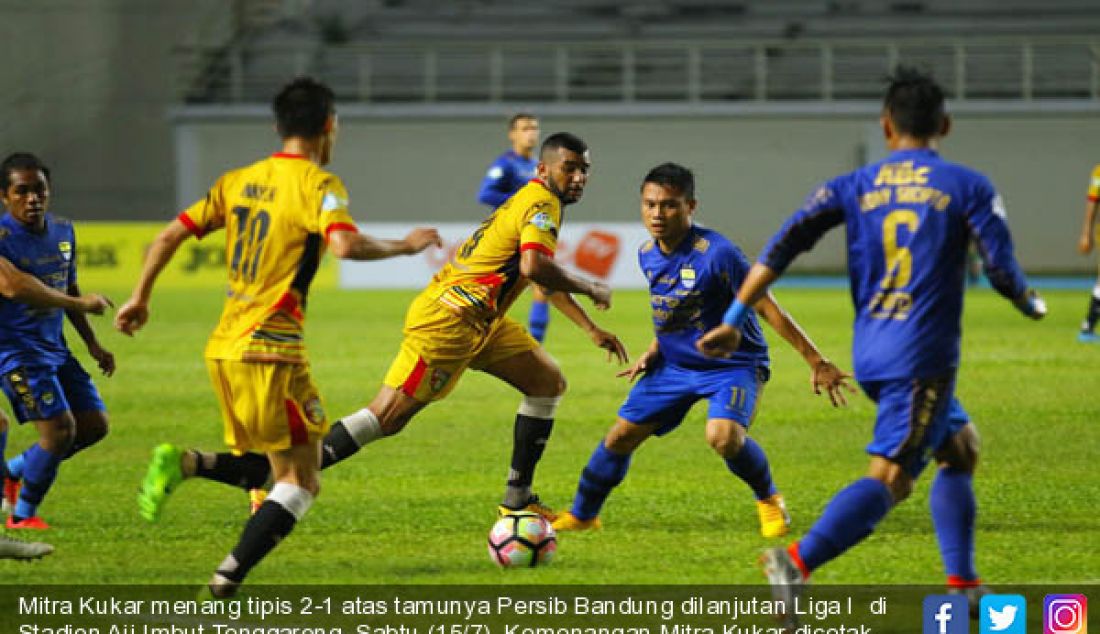 Mitra Kukar menang tipis 2-1 atas tamunya Persib Bandung dilanjutan Liga I di Stadion Aji Imbut Tenggarong, Sabtu (15/7). Kemenangan Mitra Kukar dicetak Marclei (penalty) menit 44 dan In-Kyun Oh pada menit 82. - JPNN.com