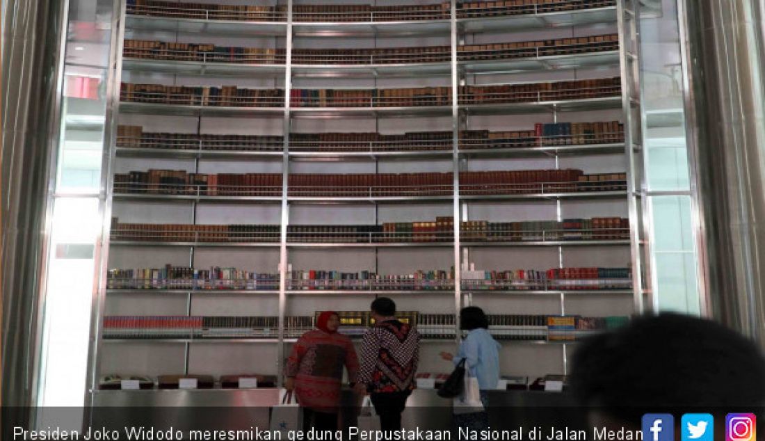 Presiden Joko Widodo meresmikan gedung Perpustakaan Nasional di Jalan Medan Merdeka Selatan, Jakarta Pusat, Kamis (14/9). - JPNN.com