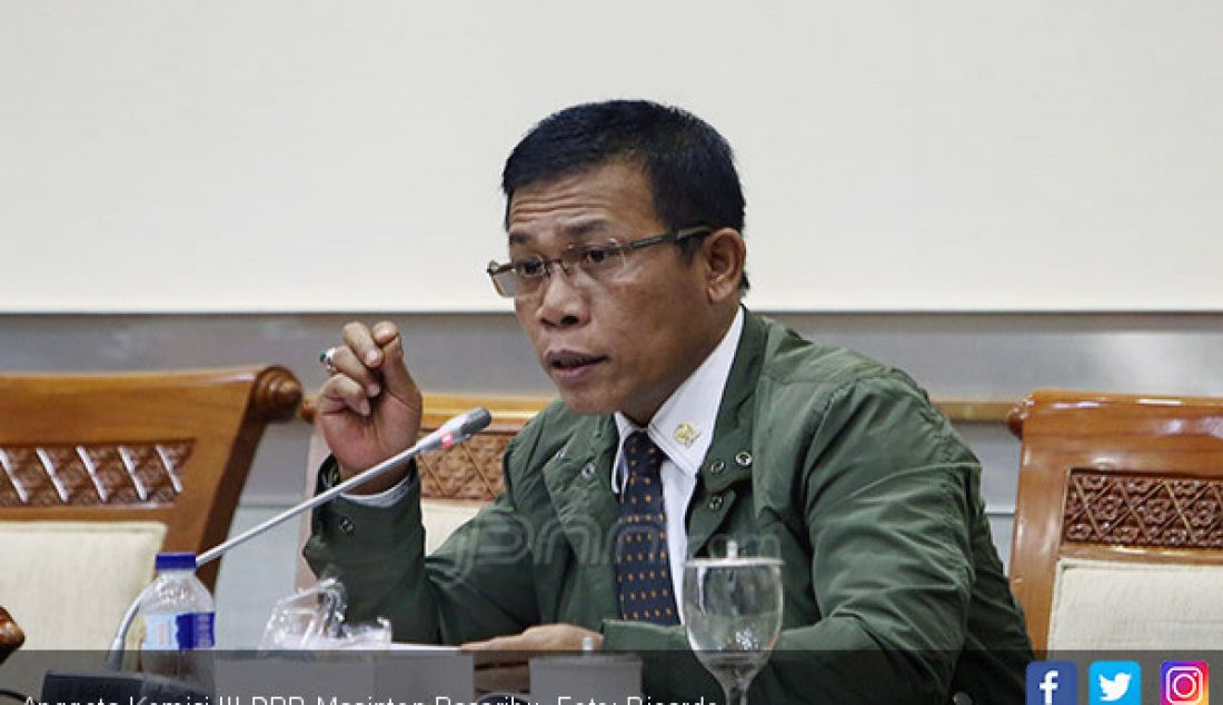 Anggota Komisi III DPR Masinton Pasaribu. - JPNN.com
