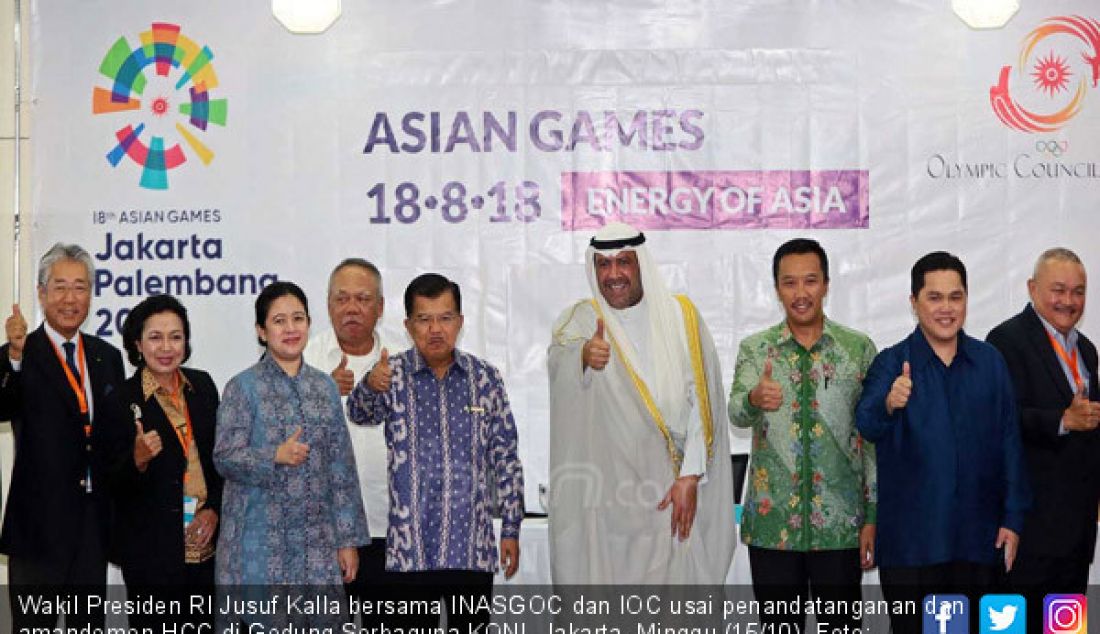 Wakil Presiden RI Jusuf Kalla bersama INASGOC dan IOC usai penandatanganan dan amandemen HCC di Gedung Serbaguna KONI, Jakarta, Minggu (15/10). - JPNN.com