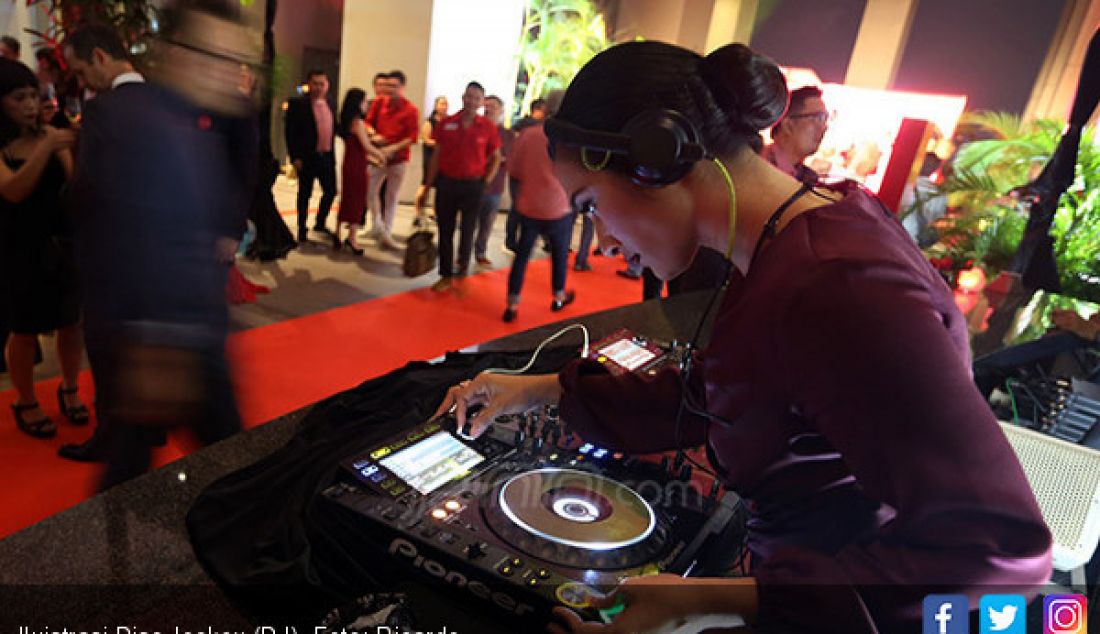 Iluistrasi Disc Jockey (DJ). - JPNN.com