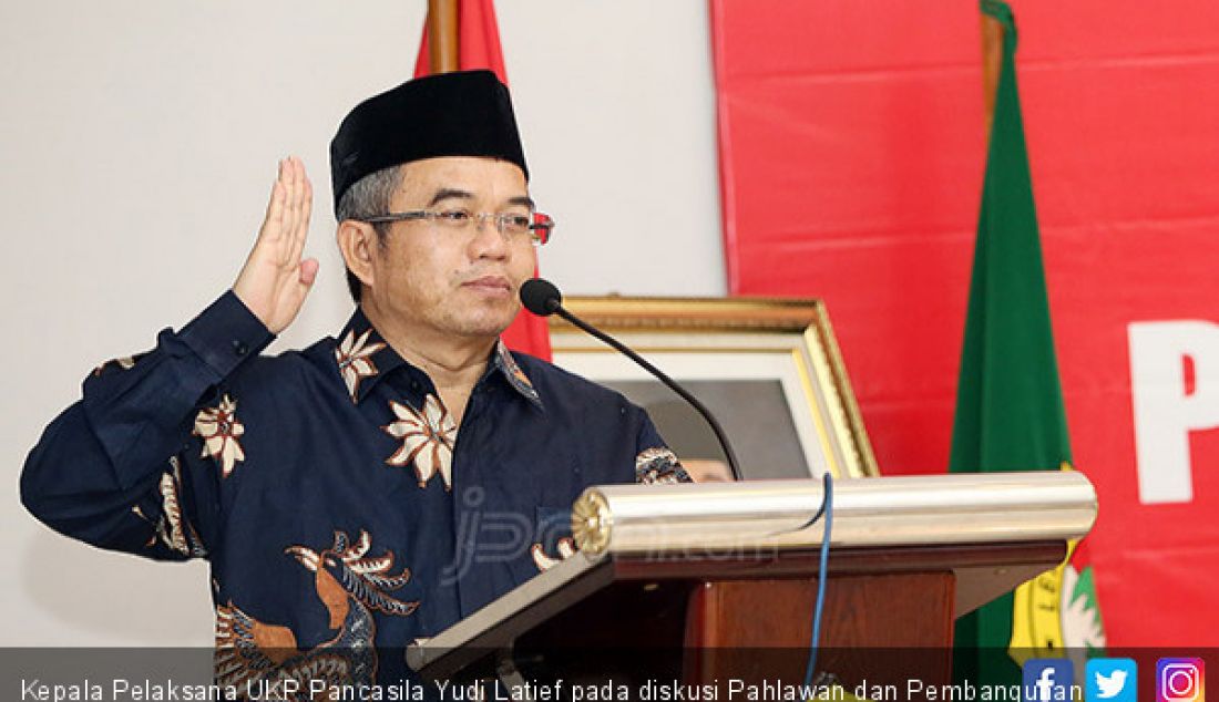 Kepala Pelaksana UKP Pancasila Yudi Latief pada diskusi Pahlawan dan Pembangunan Karakter Bangsa, Jakarta, Kamis (9/11). - JPNN.com