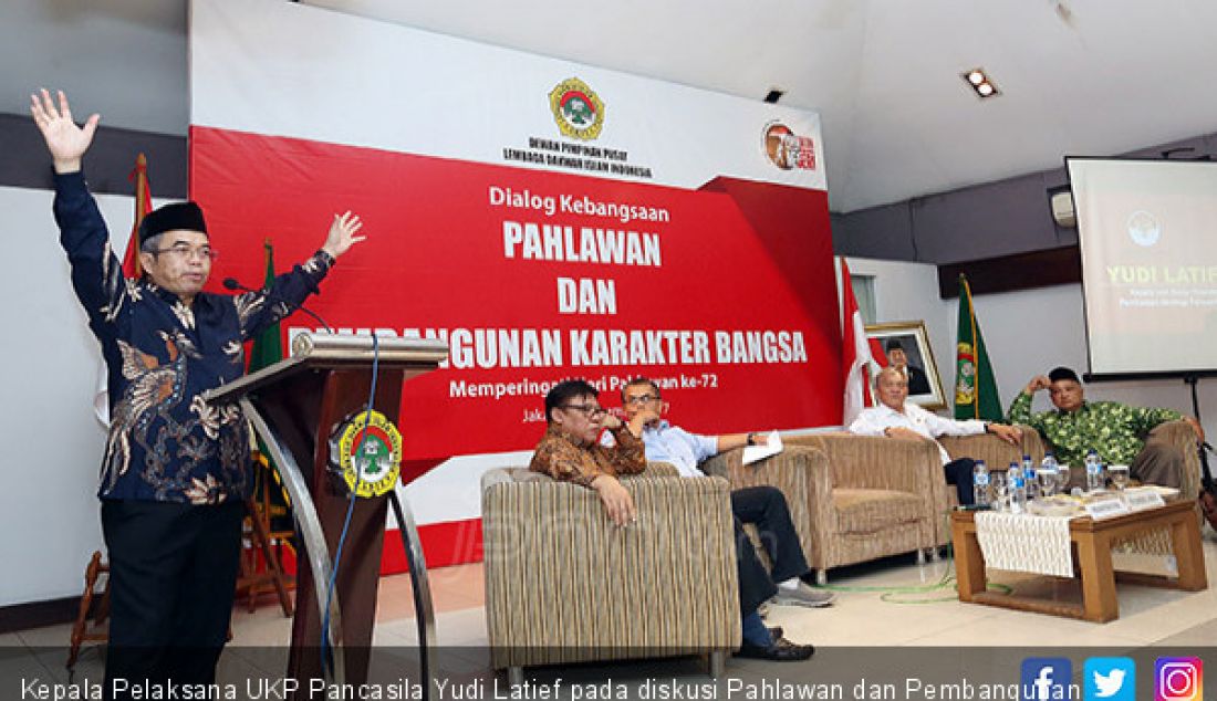 Kepala Pelaksana UKP Pancasila Yudi Latief pada diskusi Pahlawan dan Pembangunan Karakter Bangsa, Jakarta, Kamis (9/11). - JPNN.com