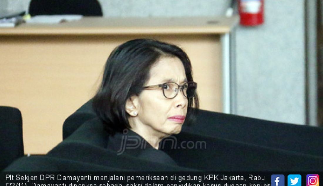 Plt Sekjen DPR Damayanti menjalani pemeriksaan di gedung KPK Jakarta, Rabu (22/11). Damayanti diperiksa sebagai saksi dalam penyidikan kasus dugaan korupsi KTP elektronik yang menjerat Ketua DPR Setya Novanto. - JPNN.com