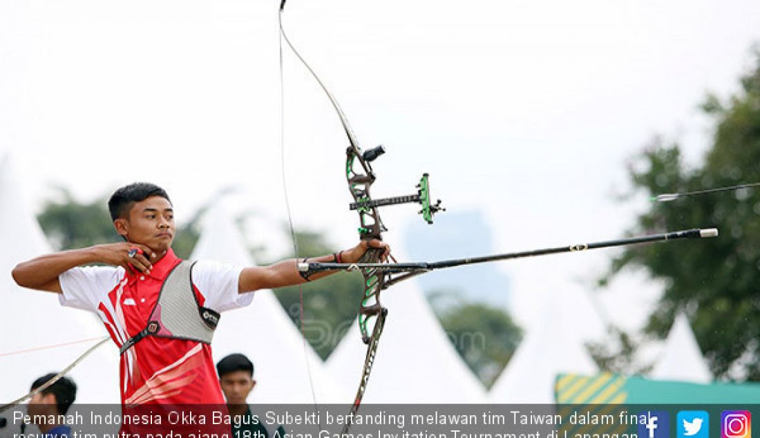 Pemanah Indonesia Okka Bagus Subekti bertanding melawan tim Taiwan dalam final recurve tim putra pada ajang 18th Asian Games Invitation Tournament di Lapangan Panahan Kompleks Gelora Bung Karno, Jakarta, Rabu (14/2). - JPNN.com