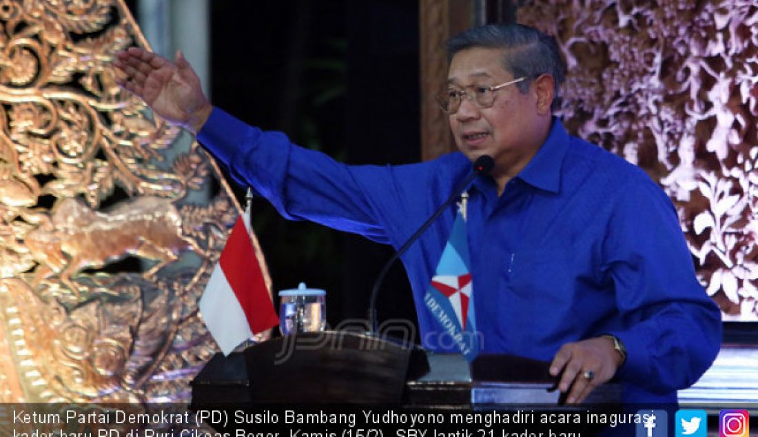 Ketum Partai Demokrat (PD) Susilo Bambang Yudhoyono menghadiri acara inagurasi kader baru PD di Puri Cikeas Bogor, Kamis (15/2). SBY lantik 21 kader baru. - JPNN.com