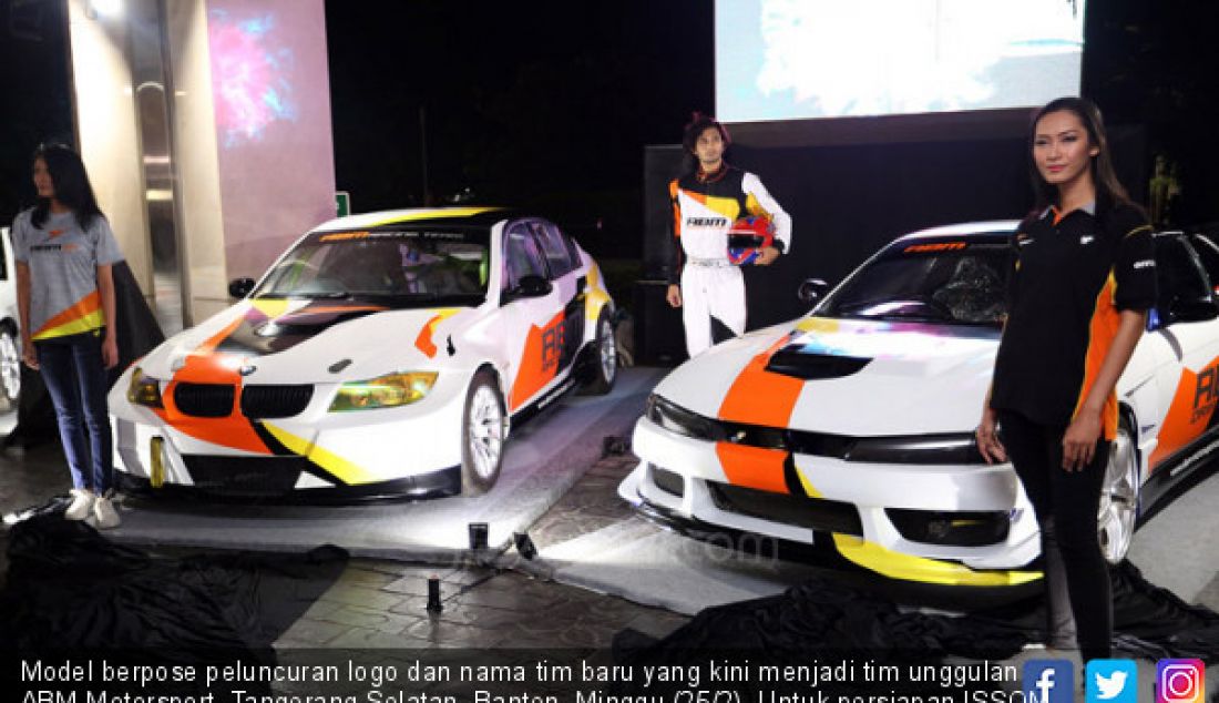 Model berpose peluncuran logo dan nama tim baru yang kini menjadi tim unggulan ABM Motorsport, Tangerang Selatan, Banten, Minggu (25/2). Untuk persiapan ISSOM 2018, ABM Motorsport menurunkan 25 mobil dan 17 pembalap. - JPNN.com