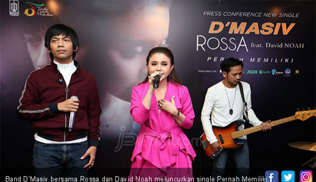 Band D'Masiv bersama Rossa dan David Noah meluncurkan single Pernah Memiliki, Jakarta, Senin (5/3). - JPNN.com