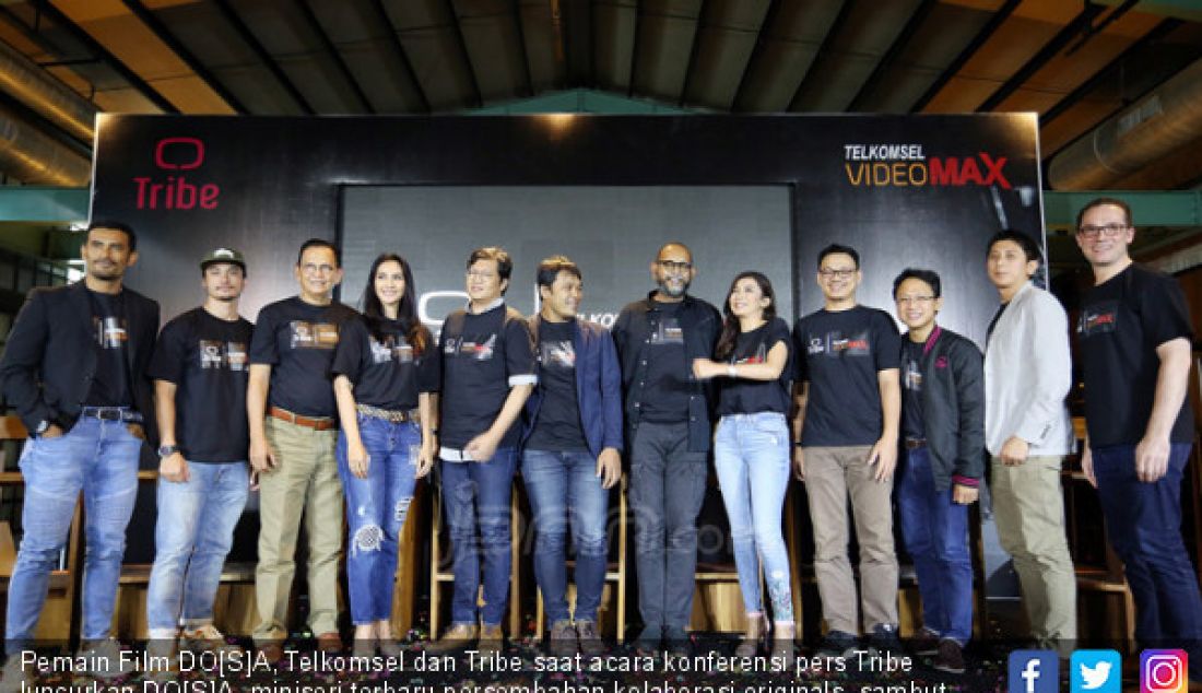 Pemain Film DO[S]A, Telkomsel dan Tribe saat acara konferensi pers Tribe luncurkan DO[S]A, miniseri terbaru persembahan kolaborasi originals, sambut kerjasama dengan Telkomsel, Jakarta, Rabu (28/3). - JPNN.com