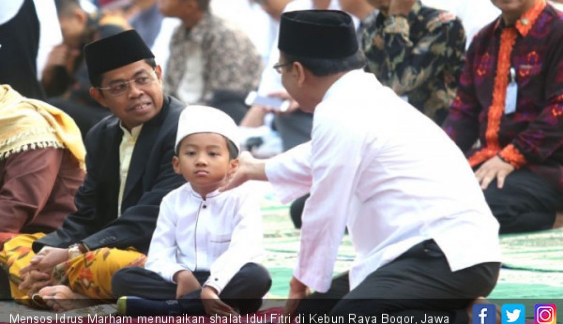Mensos Idrus Marham menunaikan shalat Idul Fitri di Kebun Raya Bogor, Jawa Barat, Jumat (15/6). - JPNN.com