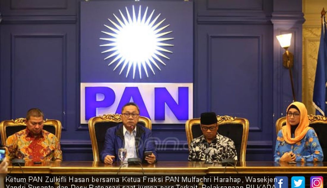 Ketum PAN Zulkifli Hasan bersama Ketua Fraksi PAN Mulfachri Harahap, Wasekjen Yandri Susanto dan Desy Ratnasari saat jumpa pers Terkait Pelaksanaan PILKADA Serentak dan Perkembangan Politik Menjelang PILEG dan PILPRES 2019. - JPNN.com