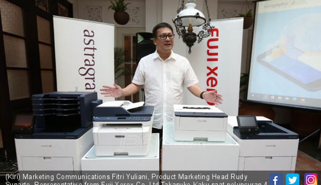 (Kiri) Marketing Communications Fitri Yuliani, Product Marketing Head Rudy Sunarto, Representative from Fuji Xerox Co. Ltd Takasuke Kaku saat peluncuran 4 Laser Printer terbaru Fuji Xerox, Jakarta, Jumat (3/8). - JPNN.com