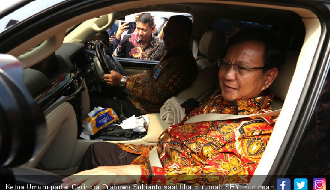 Ketua Umum partai Gerindra Prabowo Subianto saat tiba di rumah SBY, Kuningan, Jakarta, Kamis (9/8). - JPNN.com