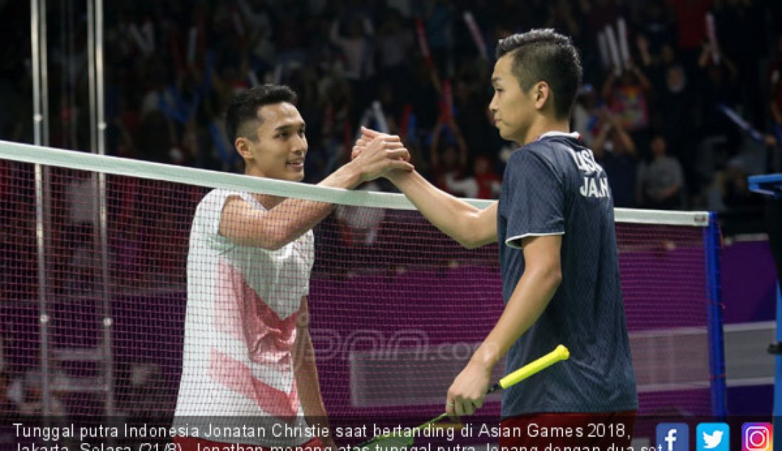 Tunggal putra Indonesia Jonatan Christie saat bertanding di Asian Games 2018, Jakarta, Selasa (21/8). Jonathan menang atas tunggal putra Jepang dengan dua set langsung. - JPNN.com