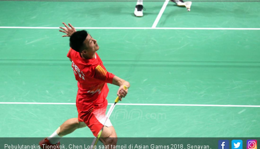 Pebulutangkis Tiongkok, Chen Long saat tampil di Asian Games 2018, Senayan, Jakarta (22/8). - JPNN.com