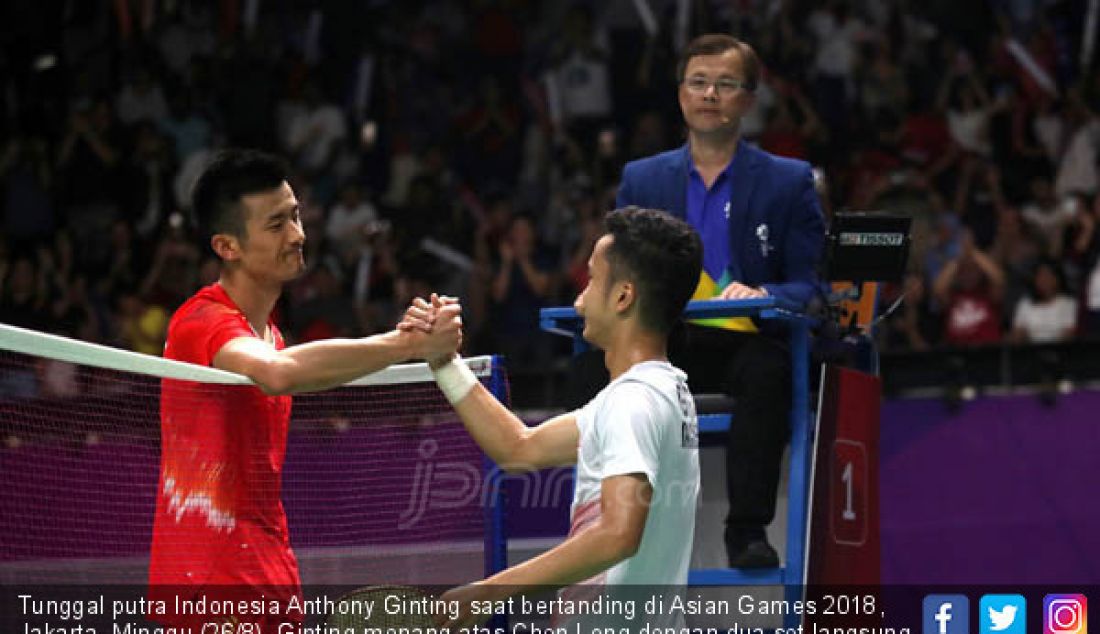 Tunggal putra Indonesia Anthony Ginting saat bertanding di Asian Games 2018, Jakarta, Minggu (26/8). Ginting menang atas Chen Long dengan dua set langsung. - JPNN.com