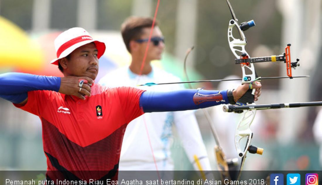 Pemanah putra Indonesia Riau Ega Agatha saat bertanding di Asian Games 2018, Jakarta, Selasa (28/8). - JPNN.com