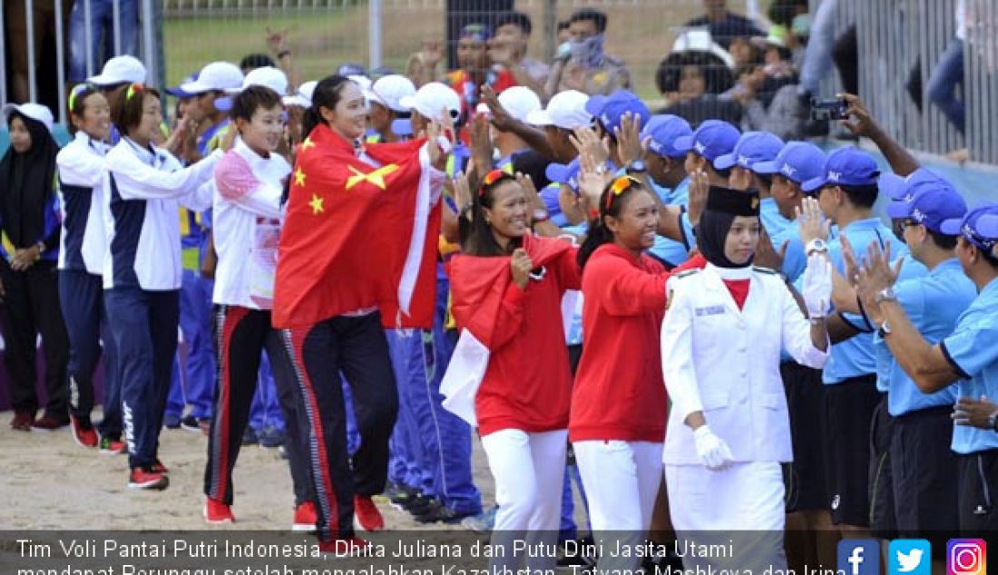 Tim Voli Pantai Putri Indonesia, Dhita Juliana dan Putu Dini Jasita Utami mendapat Perunggu setelah mengalahkan Kazakhstan, Tatyana Mashkova dan Irina Tsimbalova, dengan skor 21-11 dan 21-10, Palembang (27/8). - JPNN.com