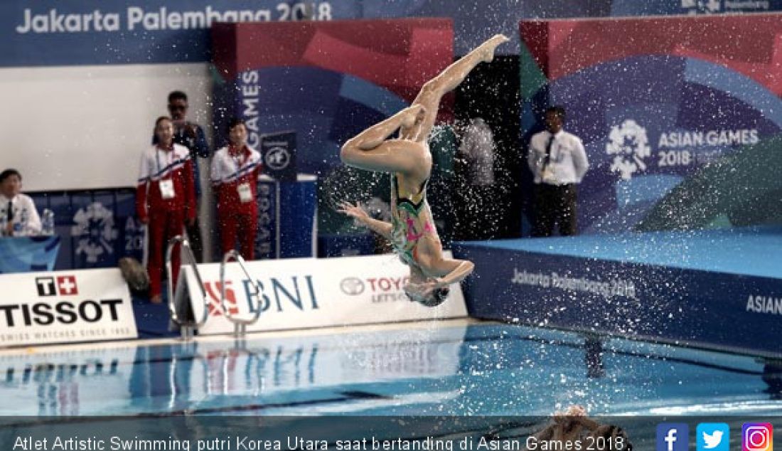 Atlet Artistic Swimming putri Korea Utara saat bertanding di Asian Games 2018, Jakarta, Rabu (29/8). - JPNN.com