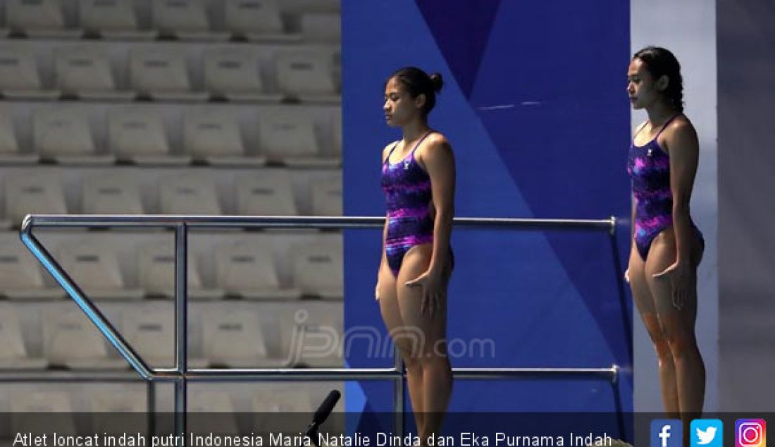 Atlet loncat indah putri Indonesia Maria Natalie Dinda dan Eka Purnama Indah saat bertanding di Asian Games 2018, Jakarta, Rabu (29/8). - JPNN.com