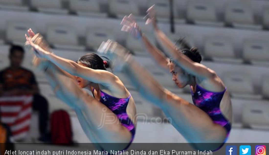 Atlet loncat indah putri Indonesia Maria Natalie Dinda dan Eka Purnama Indah saat bertanding di Asian Games 2018, Jakarta, Rabu (29/8). - JPNN.com