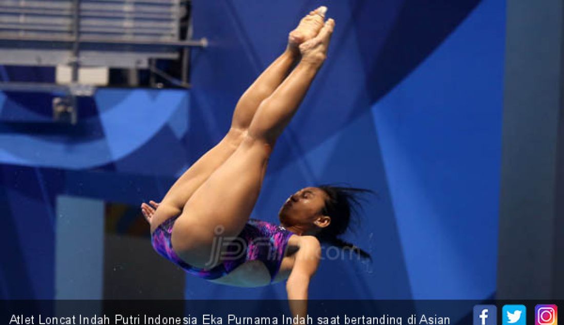 Atlet Loncat Indah Putri Indonesia Eka Purnama Indah saat bertanding di Asian Games 2018, Jakarta, Jumat (31/8). - JPNN.com