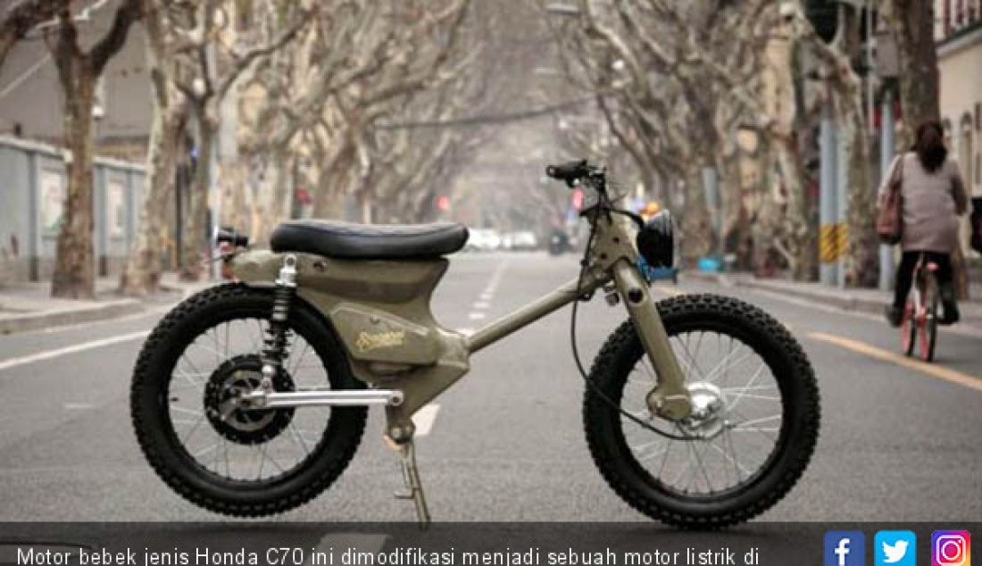 Motor bebek jenis Honda C70 ini dimodifikasi menjadi sebuah motor listrik di Cina. Modifikasi ini dilakukan agar tidak menghasilkan polusi - JPNN.com