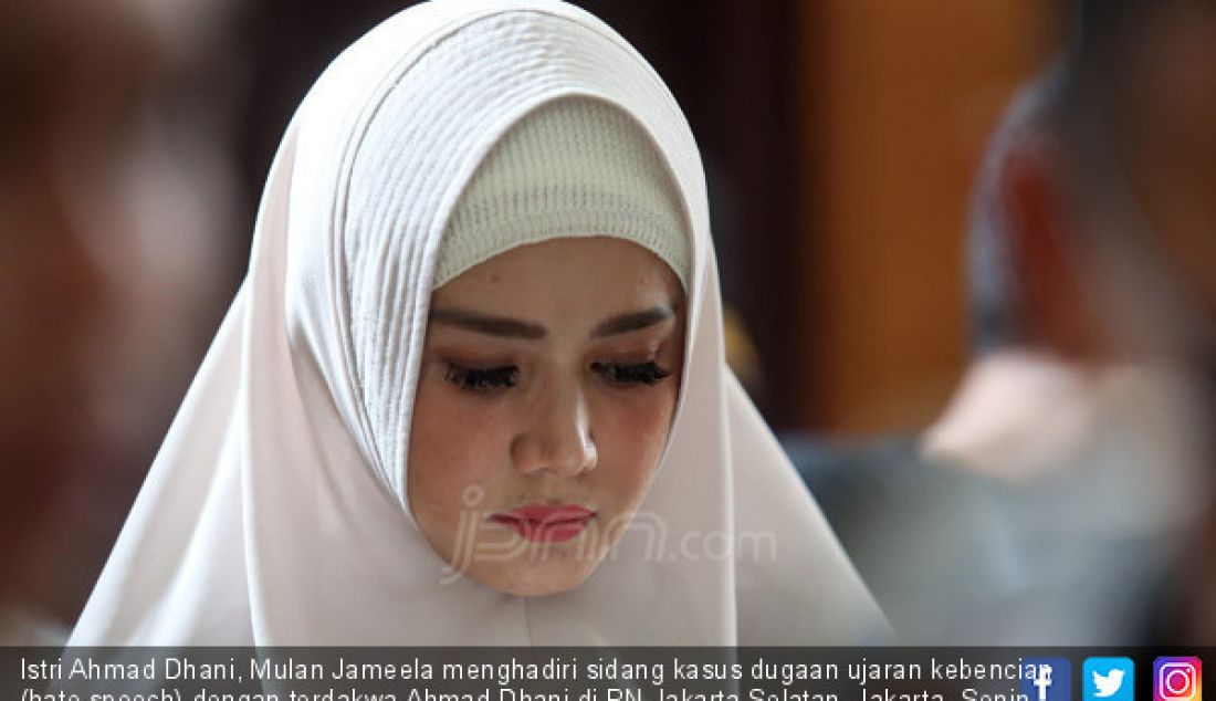 Istri Ahmad Dhani, Mulan Jameela menghadiri sidang kasus dugaan ujaran kebencian (hate speech) dengan terdakwa Ahmad Dhani di PN Jakarta Selatan, Jakarta, Senin (17/9). - JPNN.com