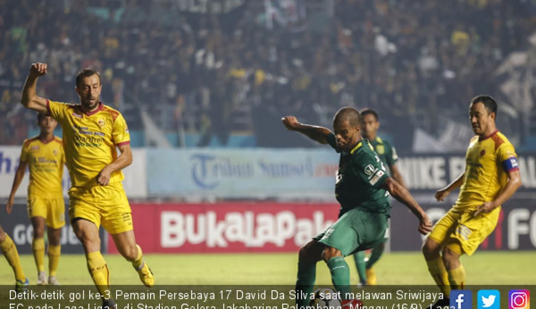 Detik-detik gol ke-3 Pemain Persebaya 17 David Da Silva saat melawan Sriwijaya FC pada Laga Liga 1 di Stadion Gelora Jakabaring Palembang, Minggu (16/9). Laga Persebaya kontra Sriwijaya FC berakhir seri 3-3. - JPNN.com