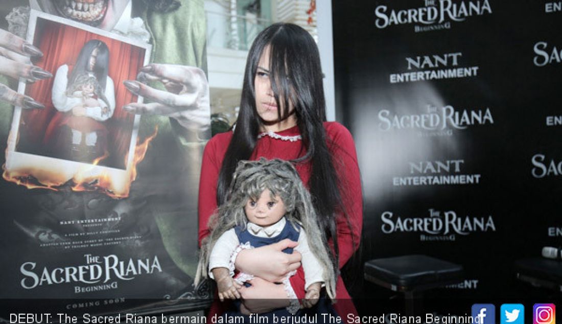 DEBUT: The Sacred Riana bermain dalam film berjudul The Sacred Riana Beginning yang menceritakan dirinya. - JPNN.com