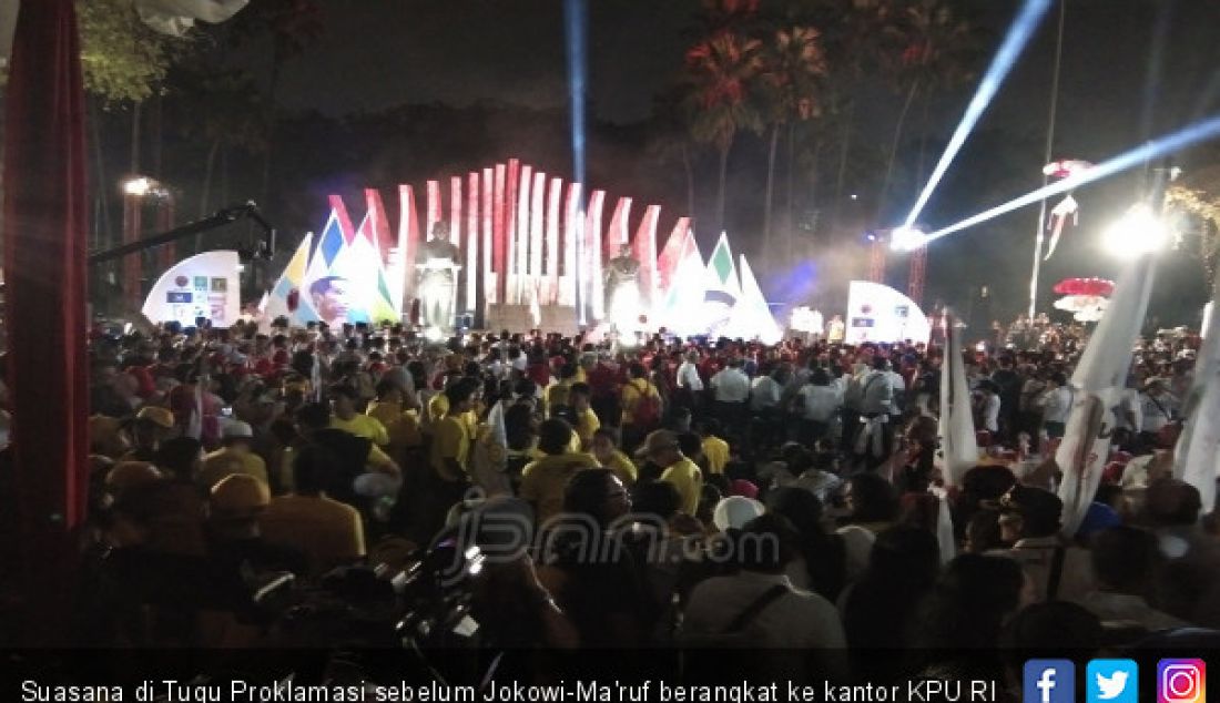 Suasana di Tugu Proklamasi sebelum Jokowi-Ma'ruf berangkat ke kantor KPU RI - JPNN.com