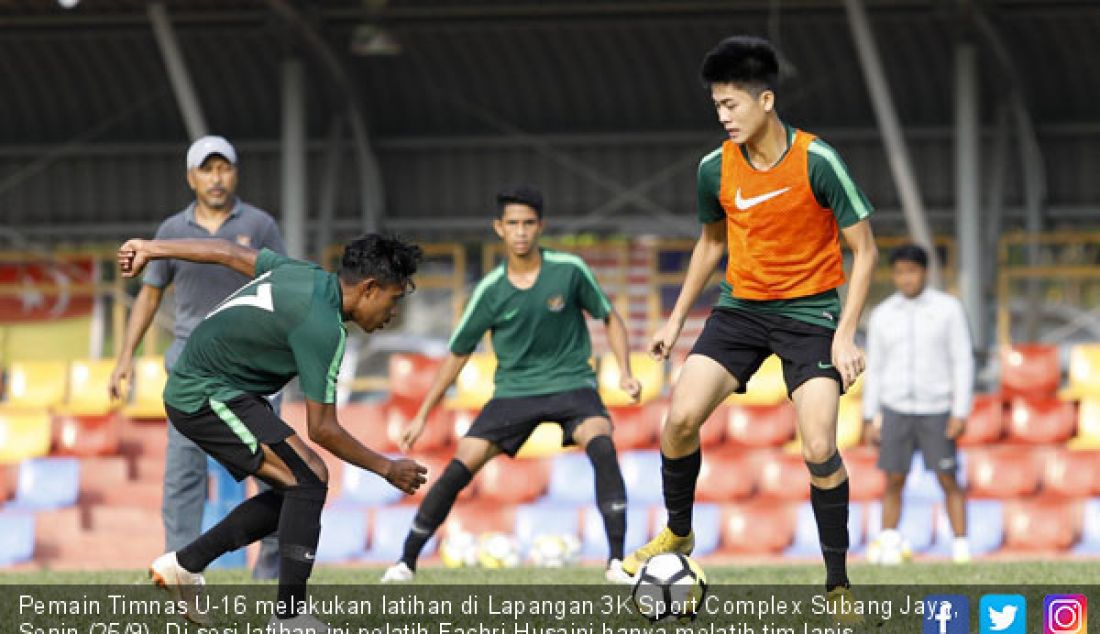 Pemain Timnas U-16 melakukan latihan di Lapangan 3K Sport Complex Subang Jaya, Senin (25/9). Di sesi latihan ini pelatih Fachri Husaini hanya melatih tim lapis kedua dan beberapa pemain utama dalam proses recovery. - JPNN.com