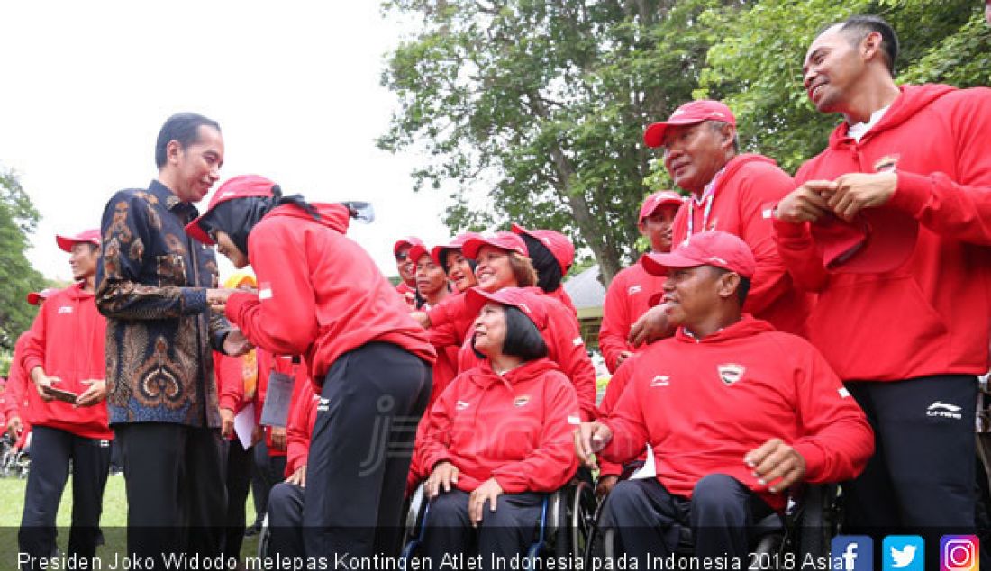 Presiden Joko Widodo melepas Kontingen Atlet Indonesia pada Indonesia 2018 Asian Para Games di Halaman Tengah Istana, Jakarta, Selasa (2/10). - JPNN.com