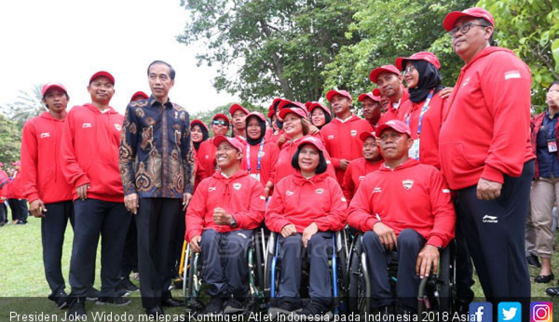 Presiden Joko Widodo melepas Kontingen Atlet Indonesia pada Indonesia 2018 Asian Para Games di Halaman Tengah Istana, Jakarta, Selasa (2/10). - JPNN.com