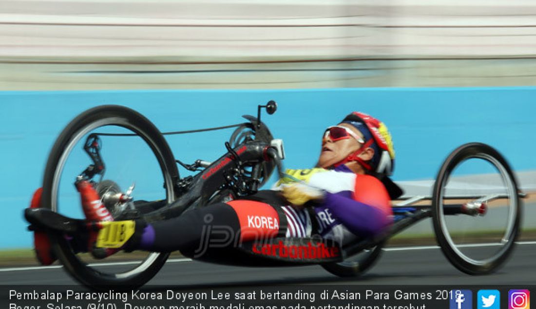 Pembalap Paracycling Korea Doyeon Lee saat bertanding di Asian Para Games 2018, Bogor, Selasa (9/10). Doyeon meraih medali emas pada pertandingan tersebut. - JPNN.com