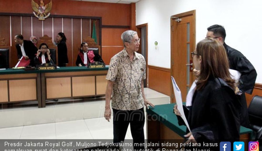 Presdir Jakarta Royal Golf, Muljono Tedjokusumo menjalani sidang perdana kasus pemalsuan surat dan keterangan palsu pada akta autentik di Pengadilan Negeri Jakbar, Rabu (7/11). - JPNN.com