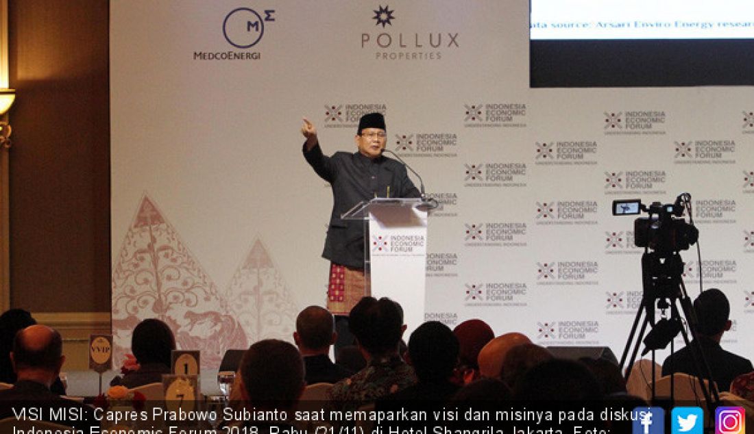VISI MISI: Capres Prabowo Subianto saat memaparkan visi dan misinya pada diskusi Indonesia Economic Forum 2018, Rabu (21/11) di Hotel Shangrila Jakarta. - JPNN.com