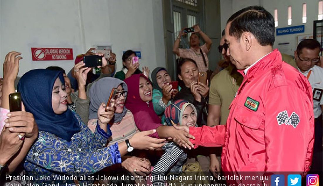 Presiden Joko Widodo alias Jokowi didampingi Ibu Negara Iriana, bertolak menuju Kabupaten Garut, Jawa Barat pada Jumat pagi (18/1). Kunjungannya ke daerah itu untuk meninjau sejumlah program pemerintah. - JPNN.com
