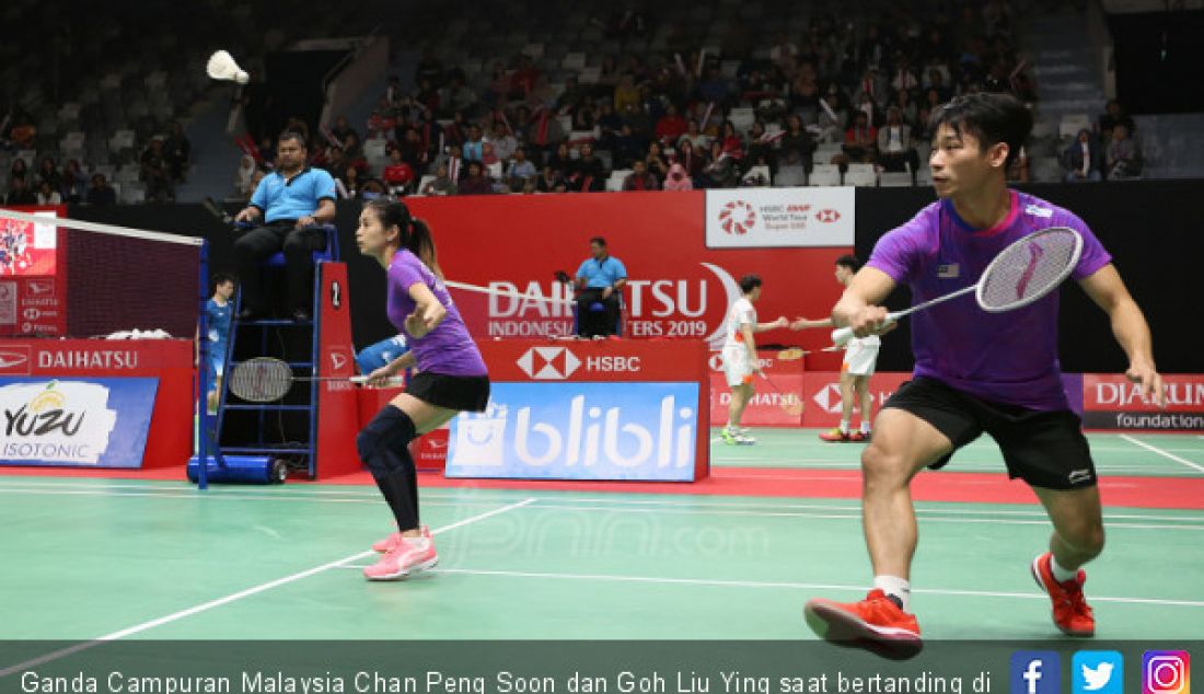 Ganda Campuran Malaysia Chan Peng Soon dan Goh Liu Ying saat bertanding di Daihatsu Indonesia Master 2019, Jakarta, Selasa (22/1). - JPNN.com