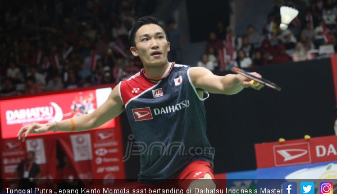 Tunggal Putra Jepang Kento Momota saat bertanding di Daihatsu Indonesia Master 2019, Jakarta, Kamis (24/1). - JPNN.com