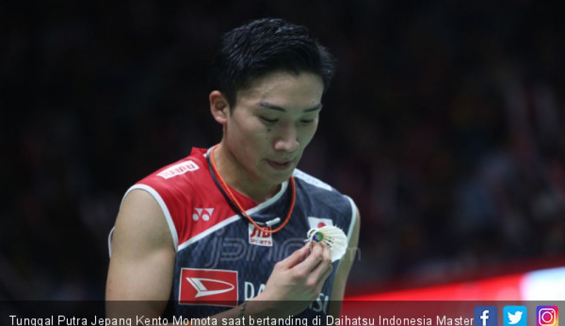 Tunggal Putra Jepang Kento Momota saat bertanding di Daihatsu Indonesia Master 2019, Jakarta, Kamis (24/1). - JPNN.com